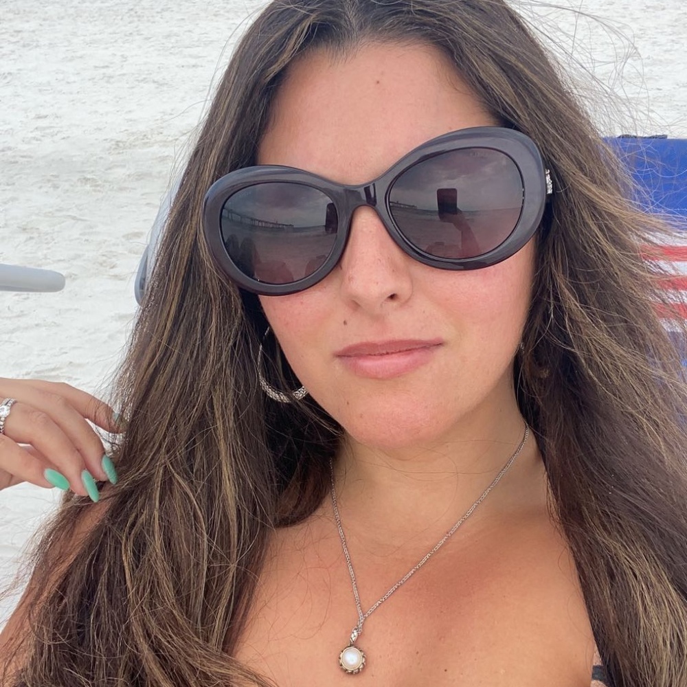 Meet your Posher, Melissa
